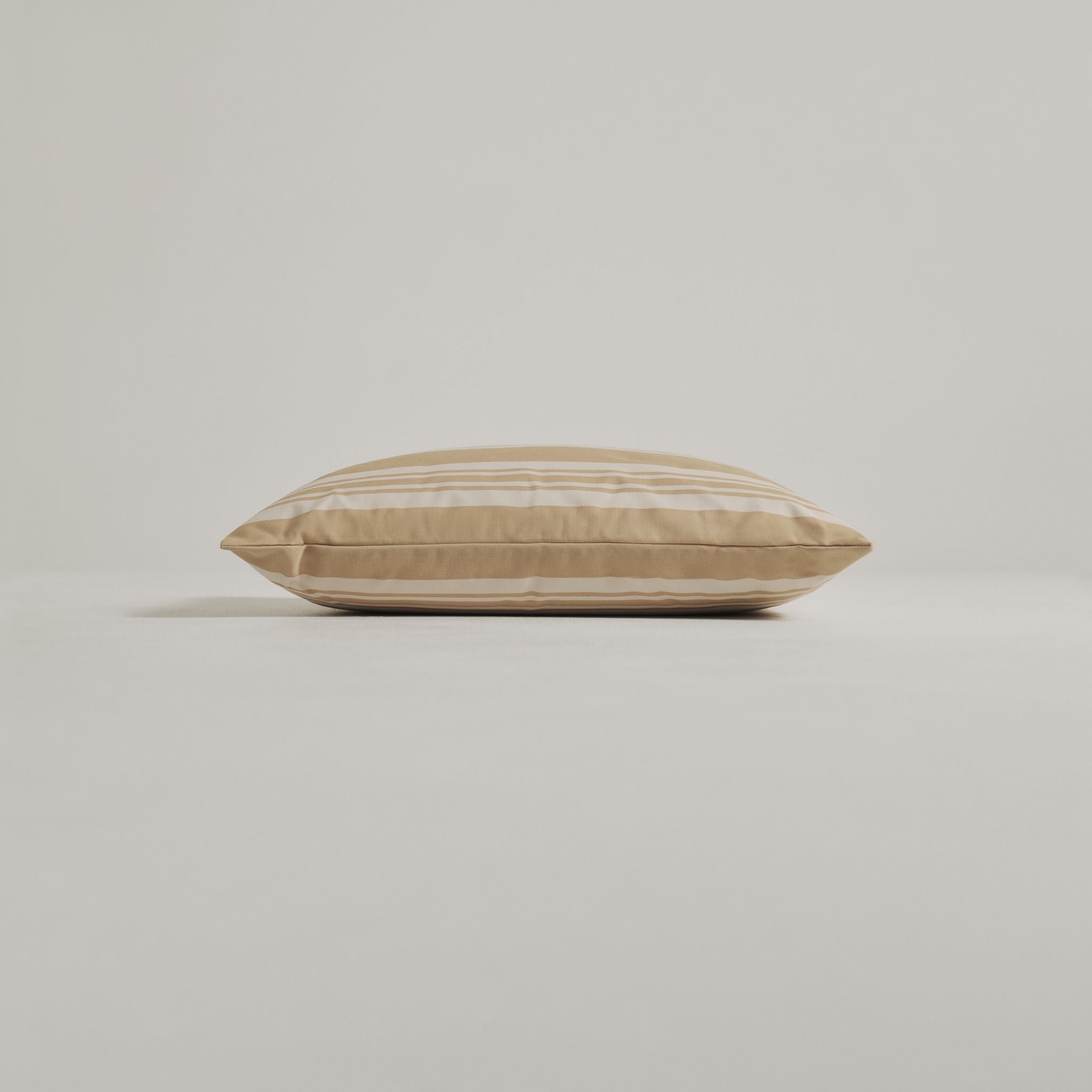 Utekudde 40x60 - Beige/randig