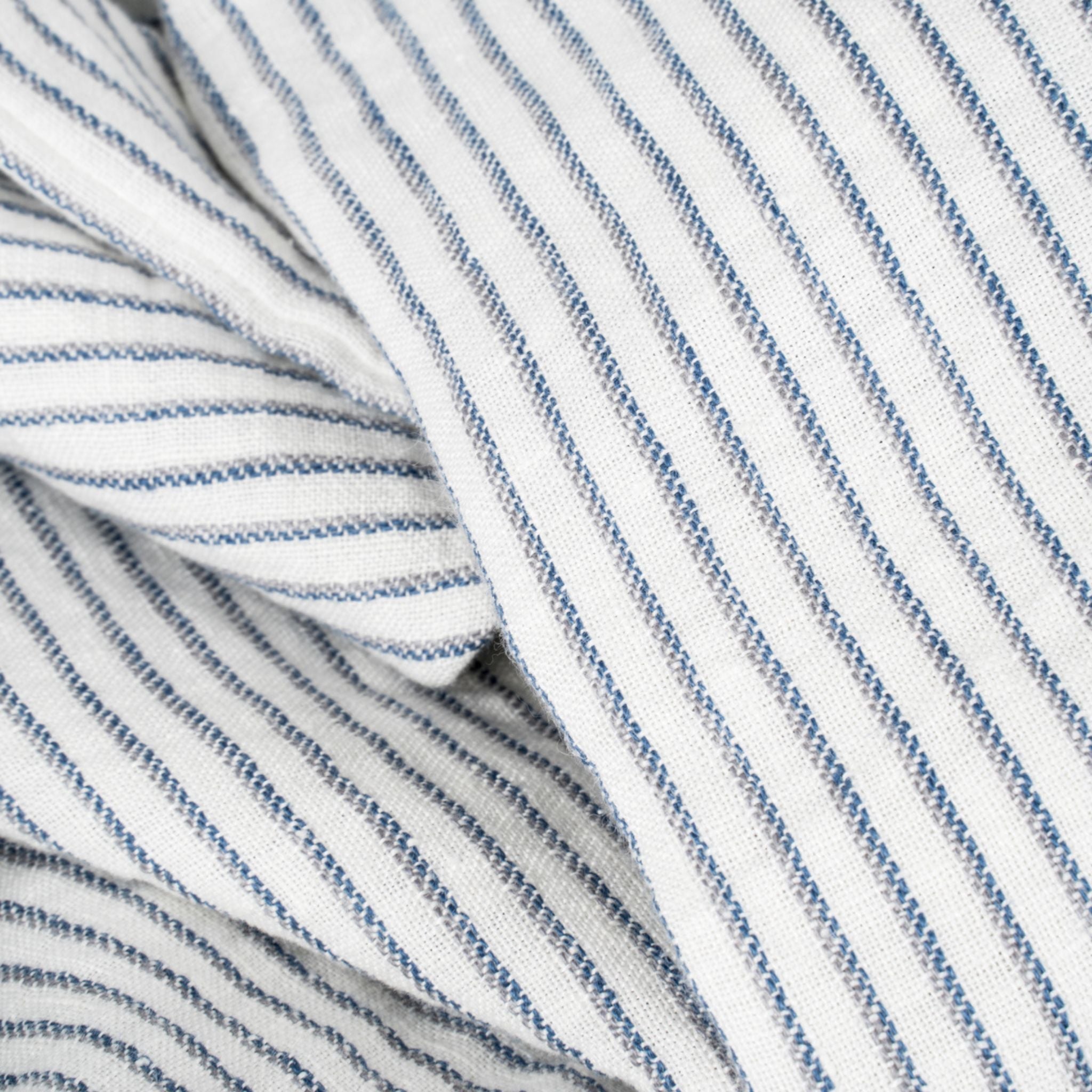 Prydnadskudde i linne - Stripe