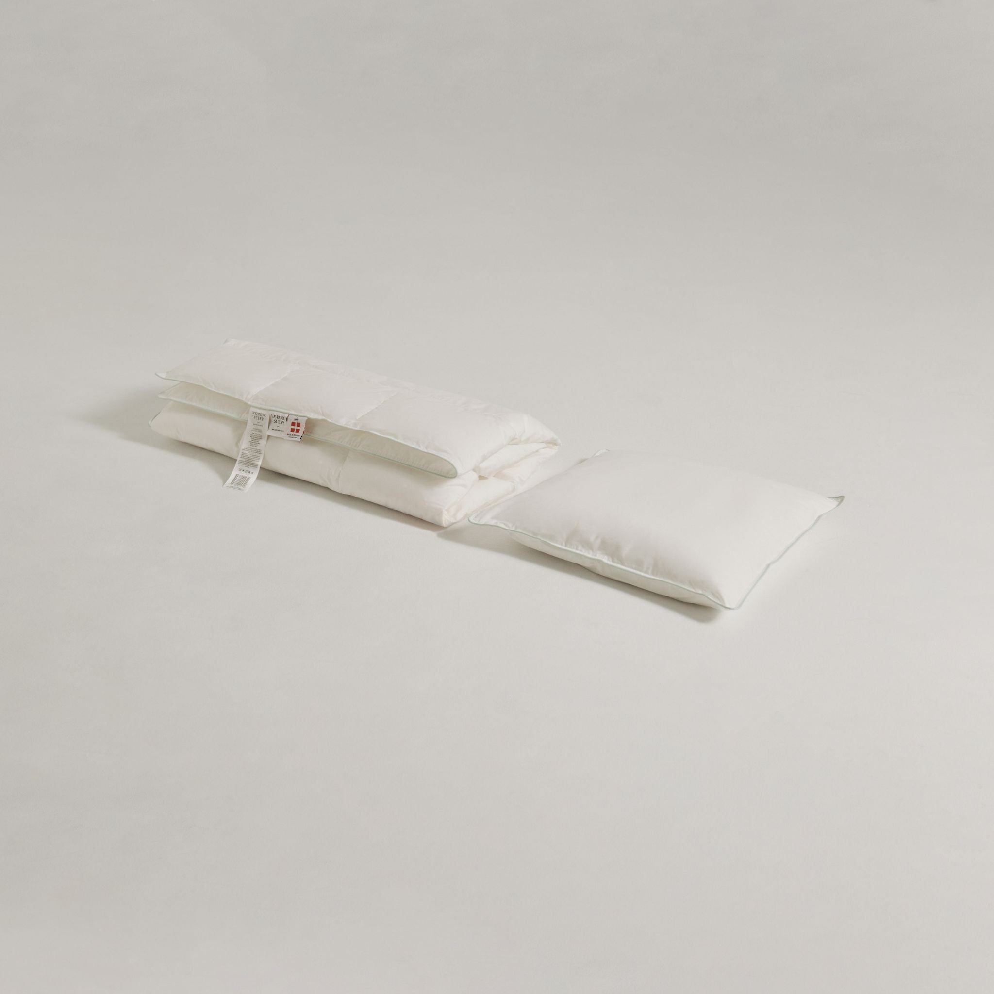 Barntäcke och kuddset