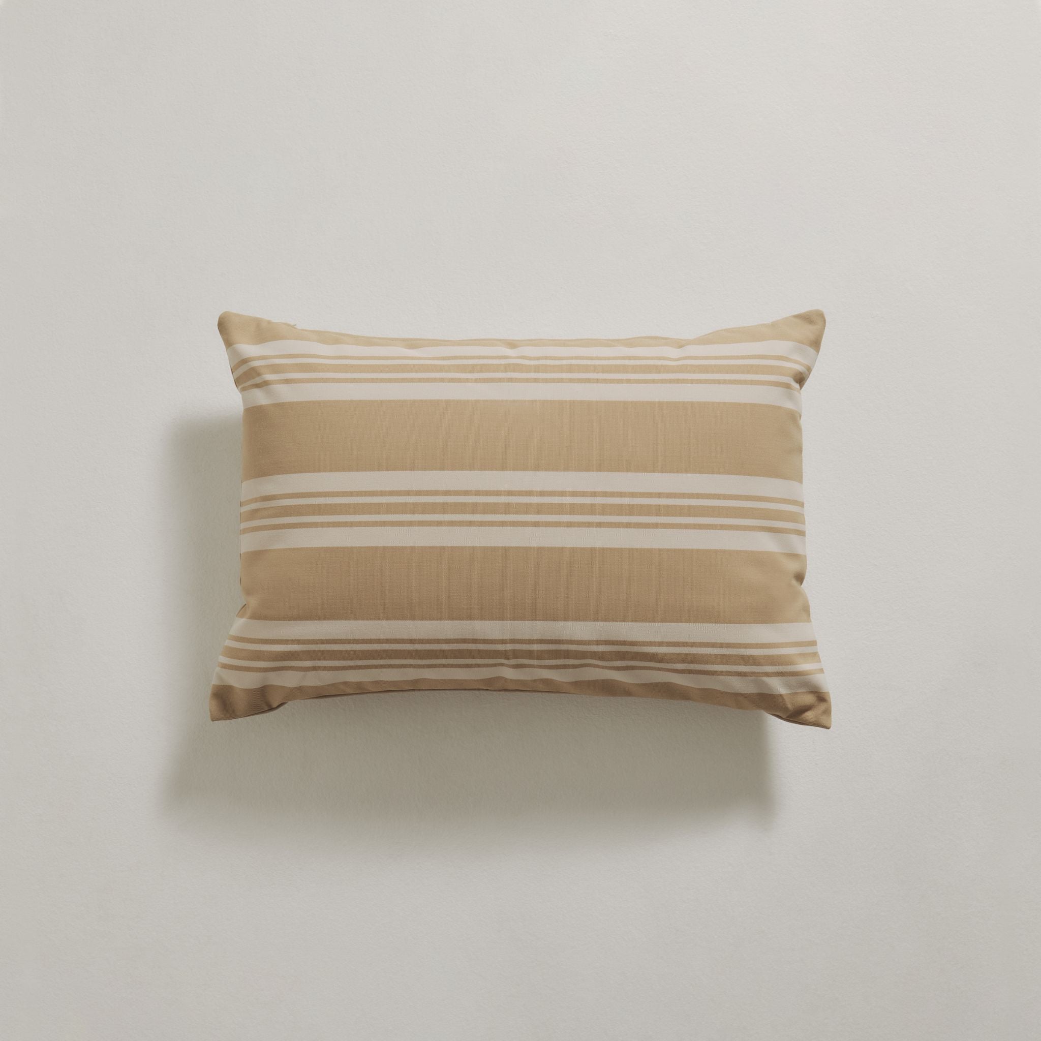 Utekudde 40x60 - Beige/randig