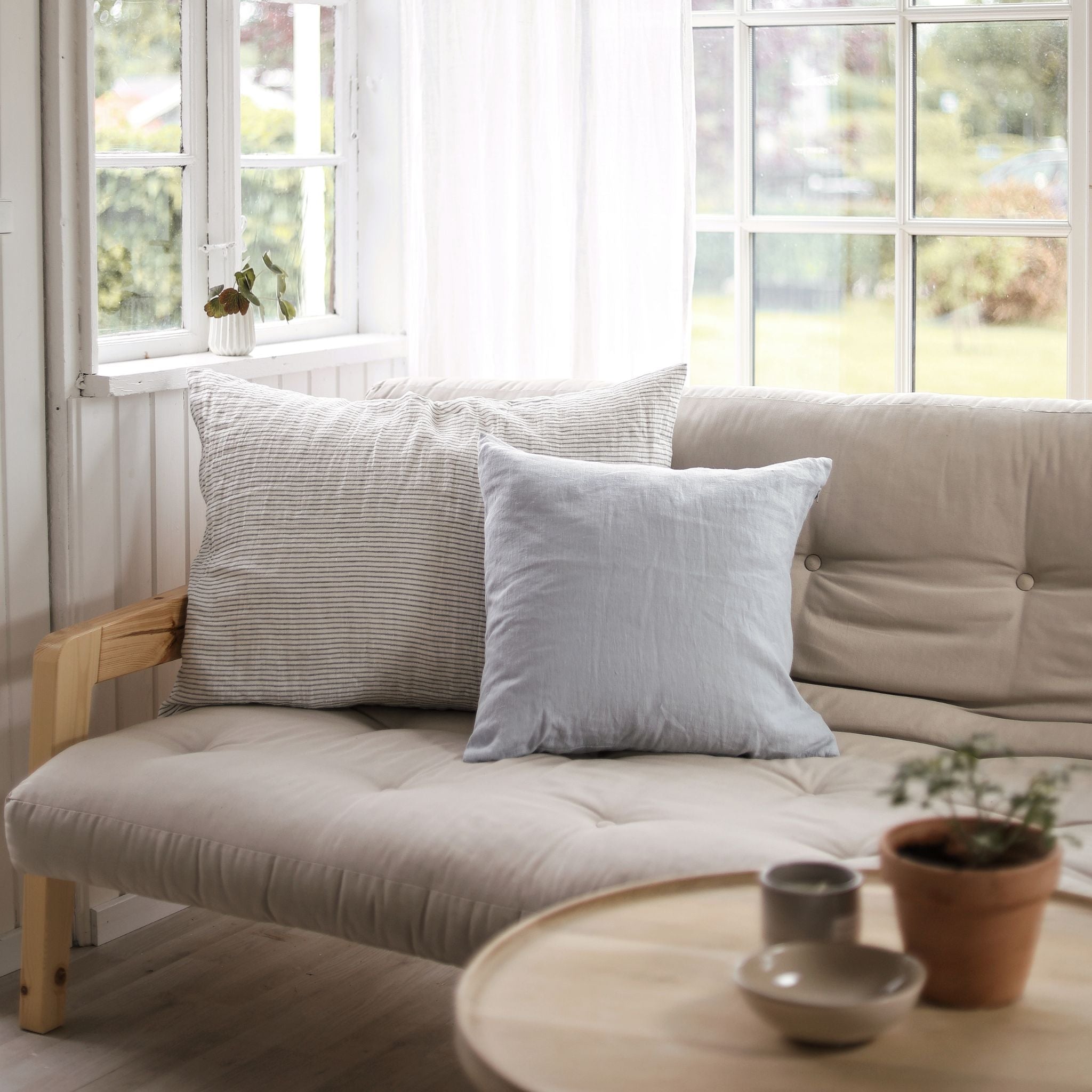 Prydnadskudde i linne - Sky